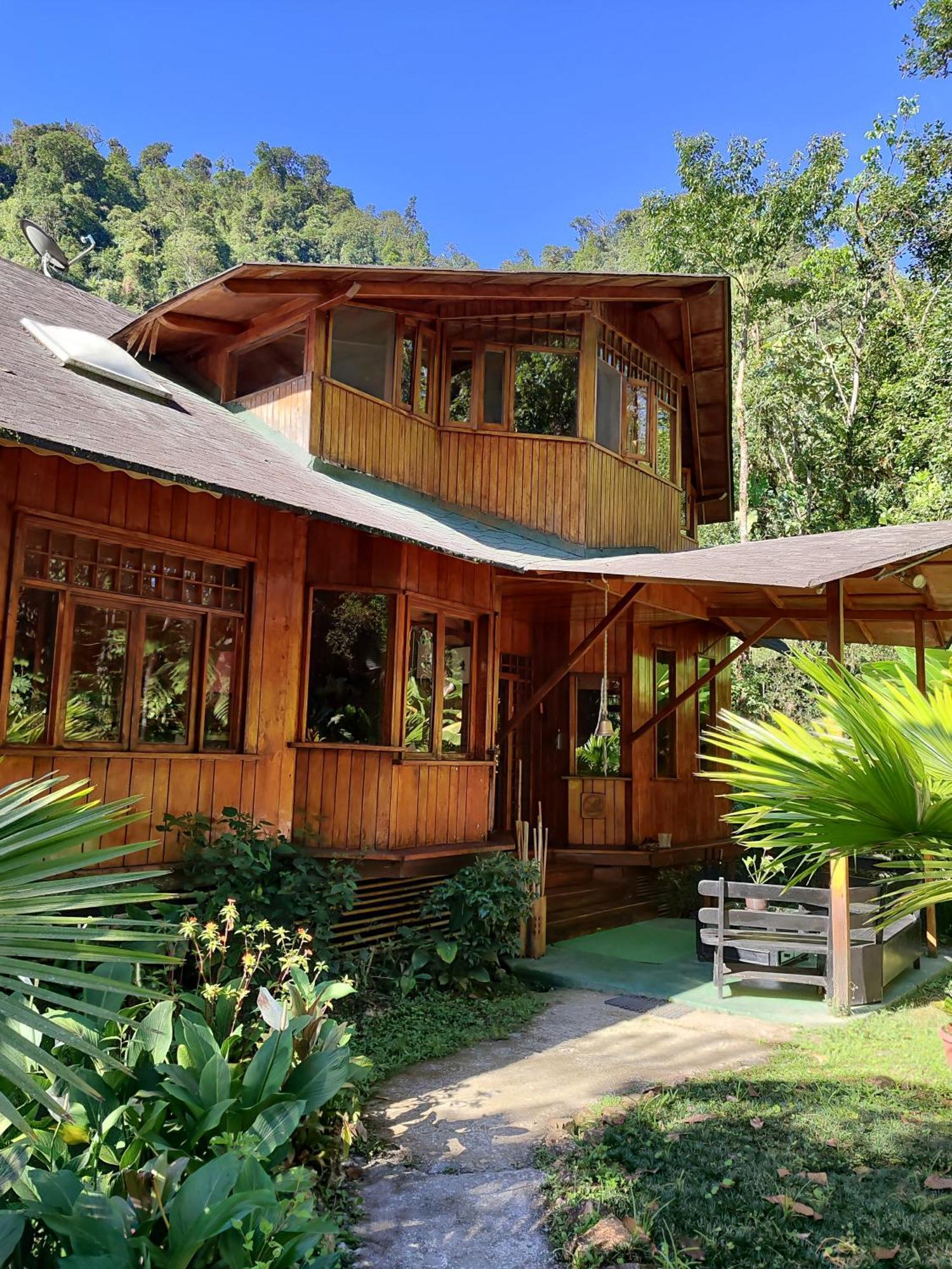 Mindo Garden Lodge And Wildlife Reserve Екстер'єр фото